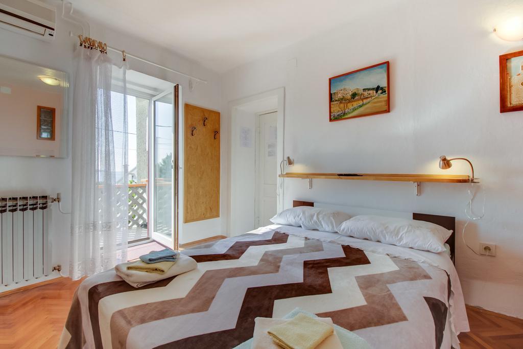 Apartment Agava Miholascica ภายนอก รูปภาพ